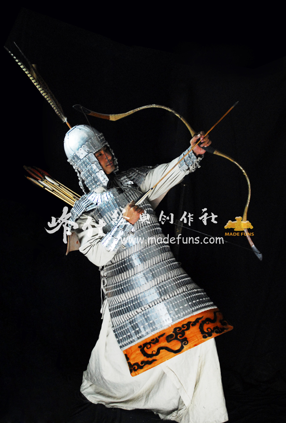 藏式-银银铠甲